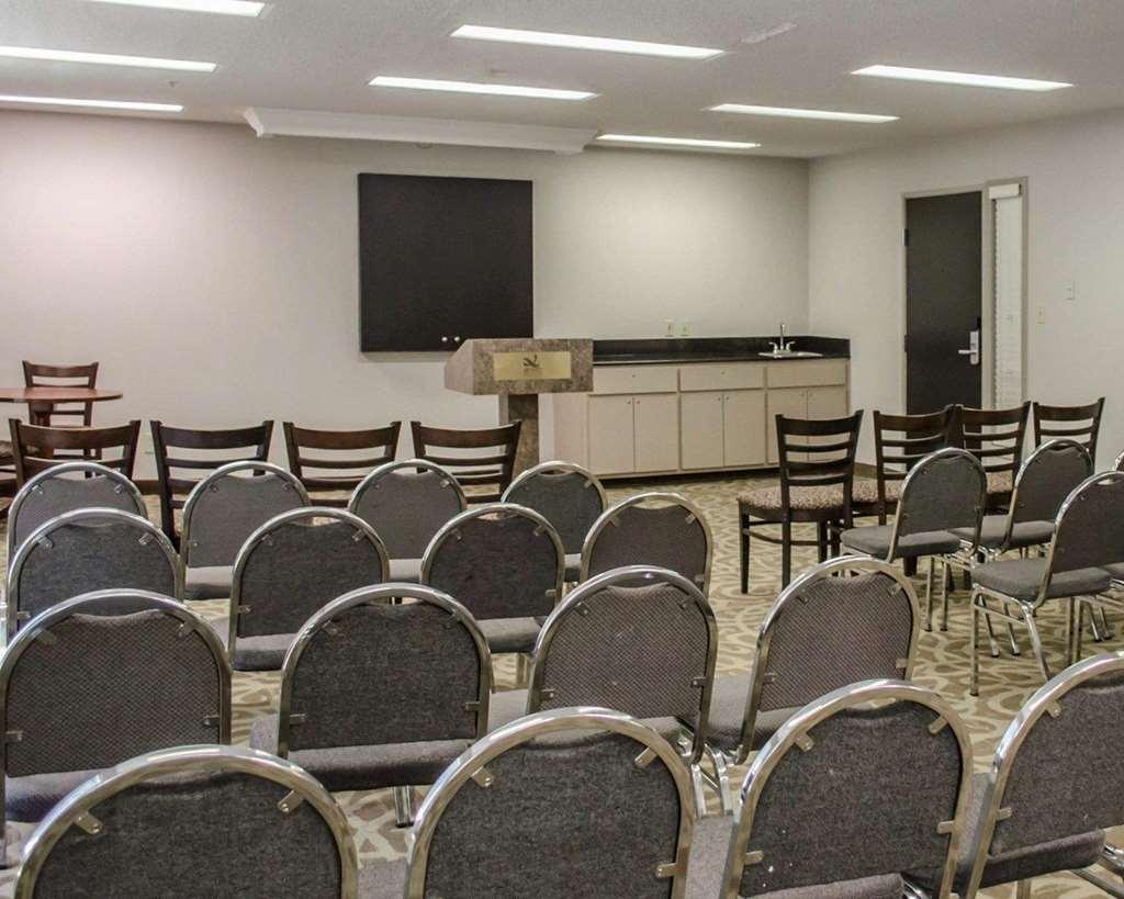 Quality Inn & Suites At Airport Blvd I-65 Мобил Съоръжения снимка