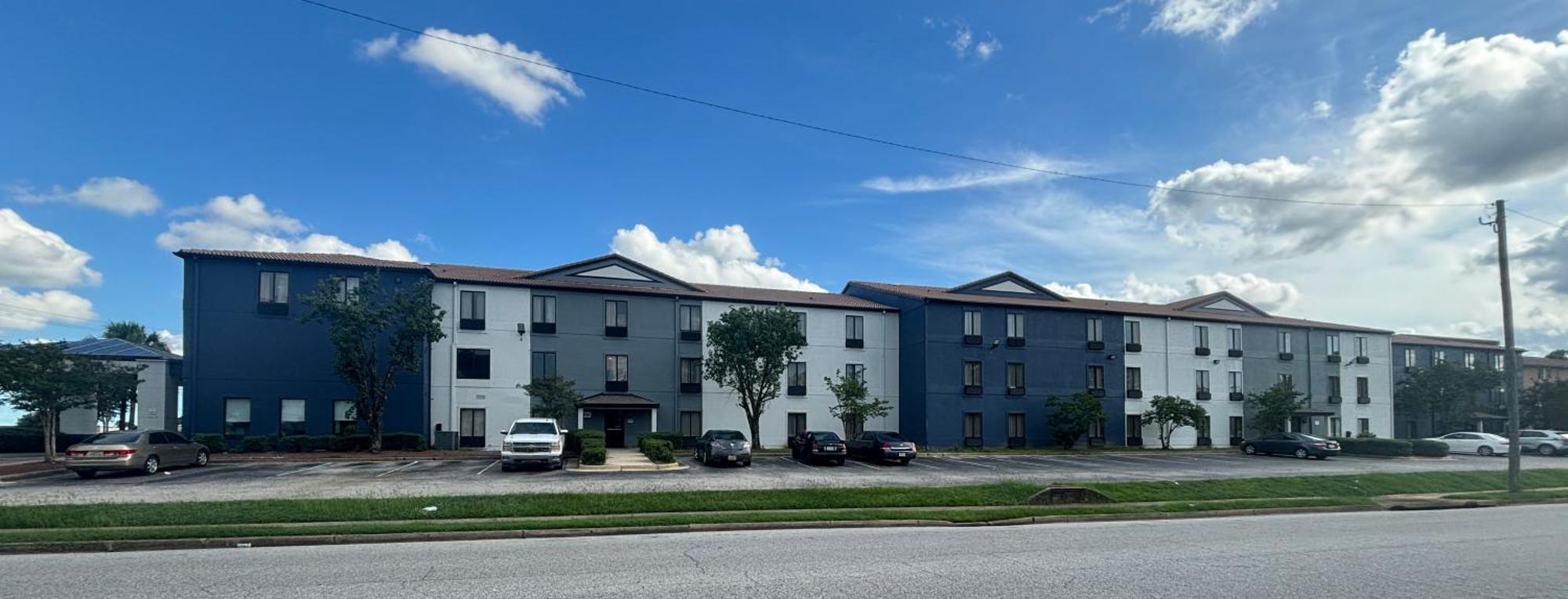 Quality Inn & Suites At Airport Blvd I-65 Мобил Екстериор снимка