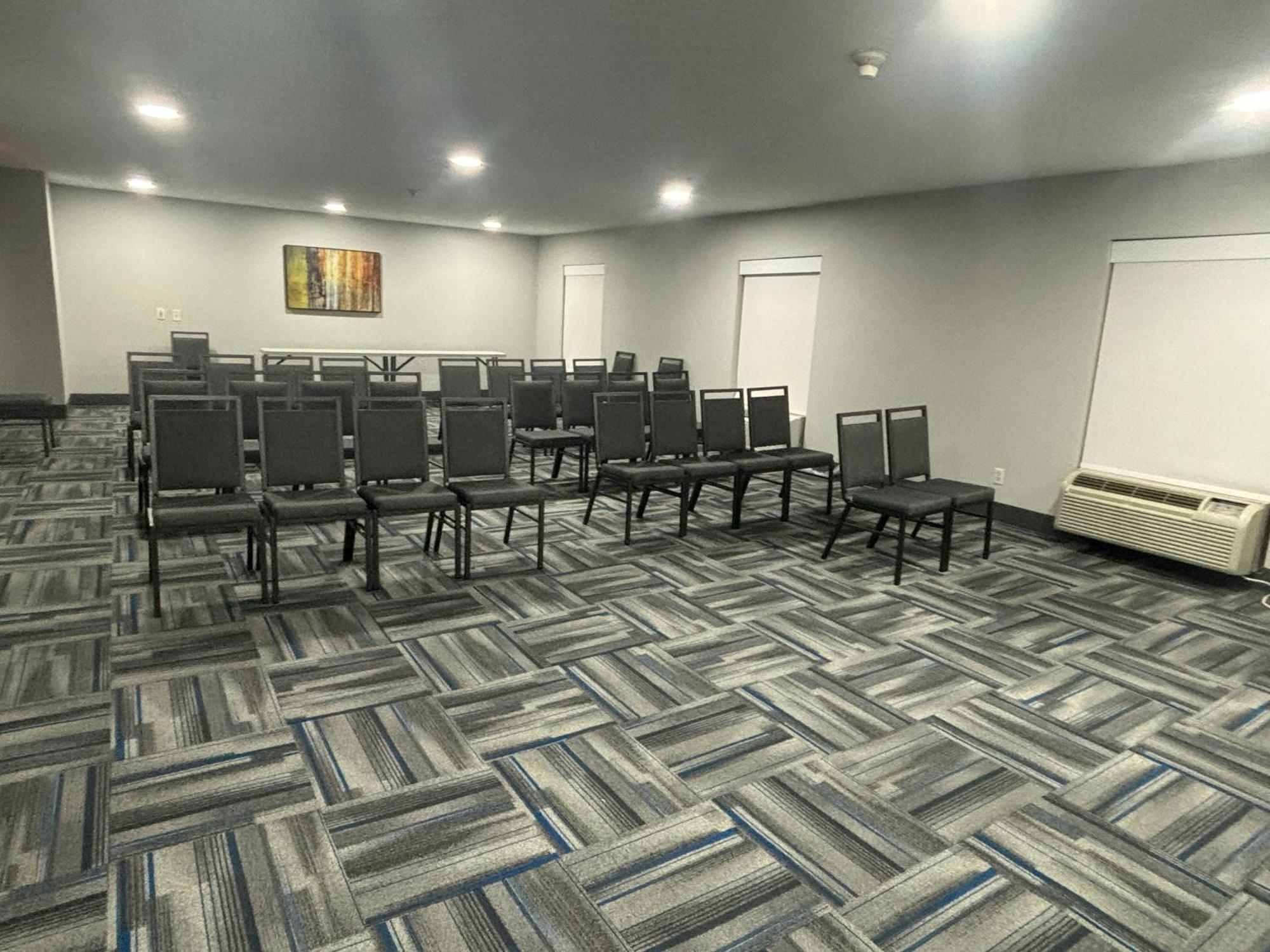 Quality Inn & Suites At Airport Blvd I-65 Мобил Екстериор снимка